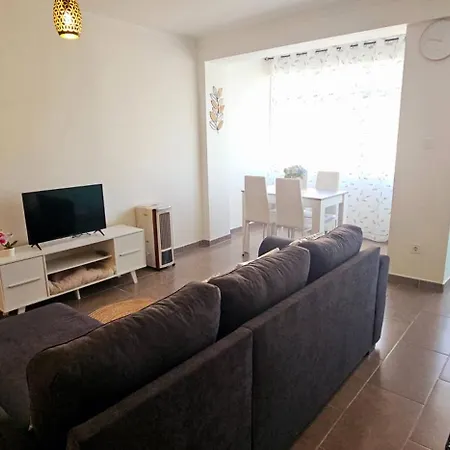 Pe Na Em Armacao De Pera, Vou De Ferias * Silves